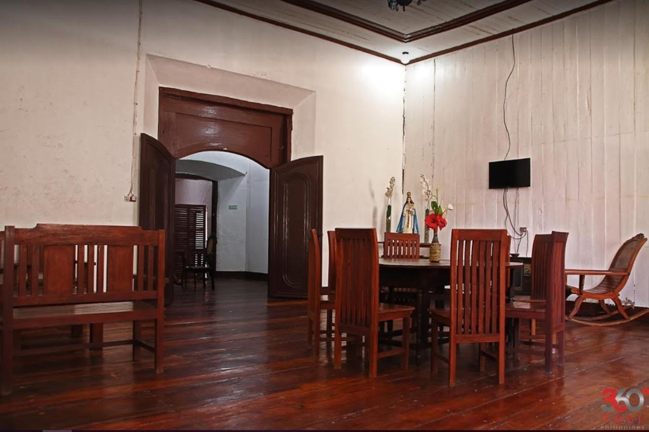 Escolta's Homey Lodge Vigan Exterior foto