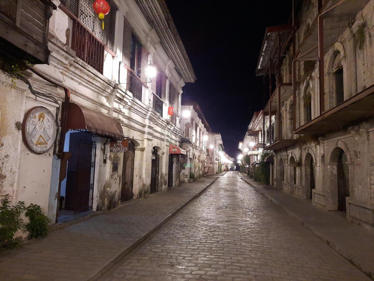 Escolta's Homey Lodge Vigan Exterior foto