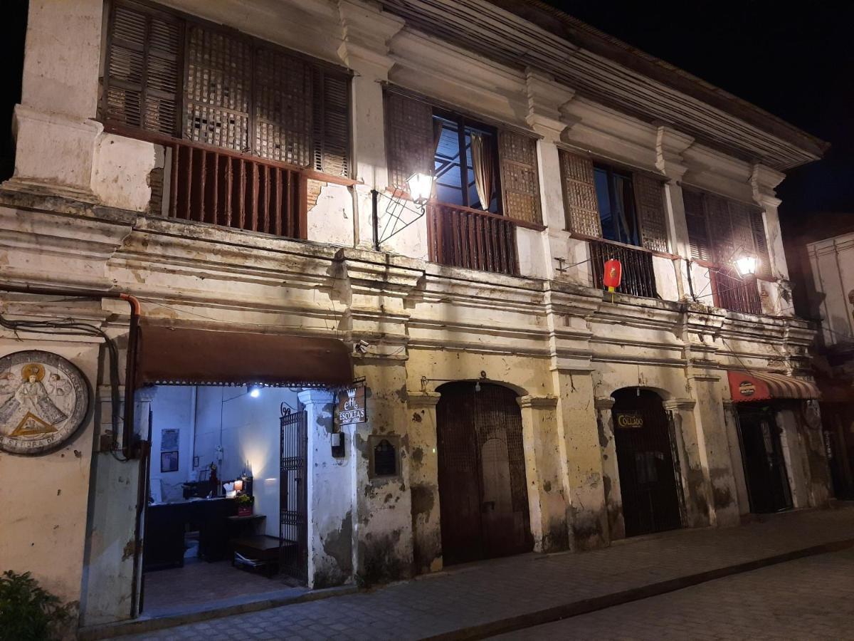 Escolta's Homey Lodge Vigan Exterior foto