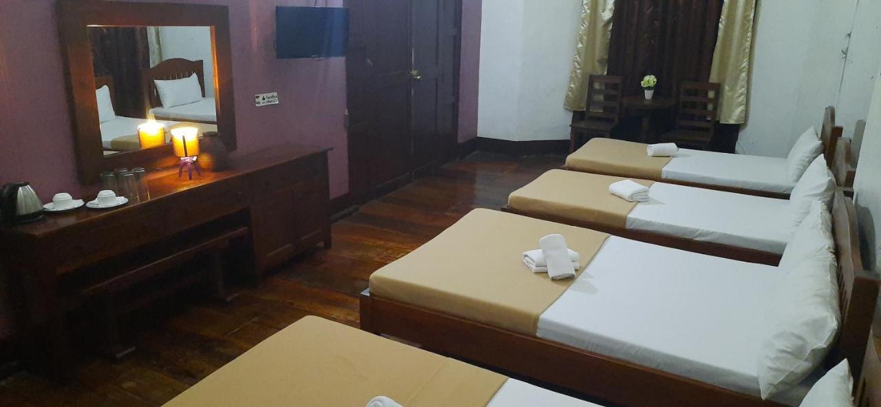 Escolta's Homey Lodge Vigan Exterior foto
