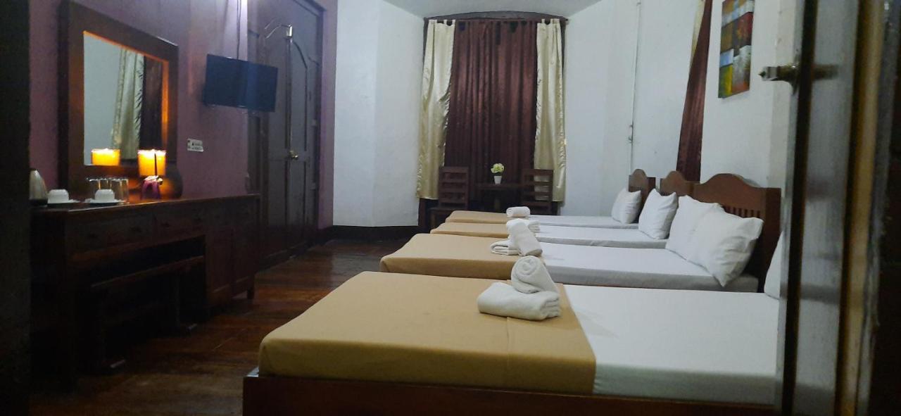 Escolta's Homey Lodge Vigan Exterior foto