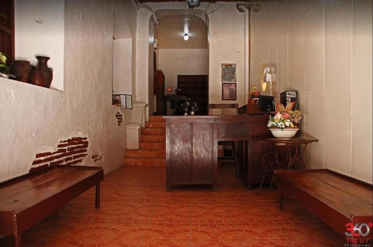 Escolta's Homey Lodge Vigan Exterior foto
